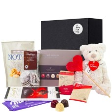 Love Gourmet Gift Basket (Standard)